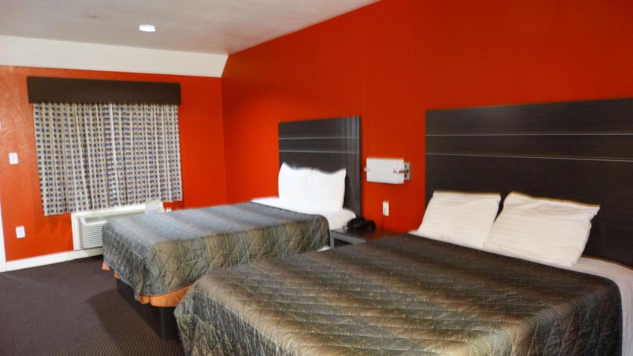 Motel 6 Houston, Tx - Willowbrook Mall Bagian luar foto