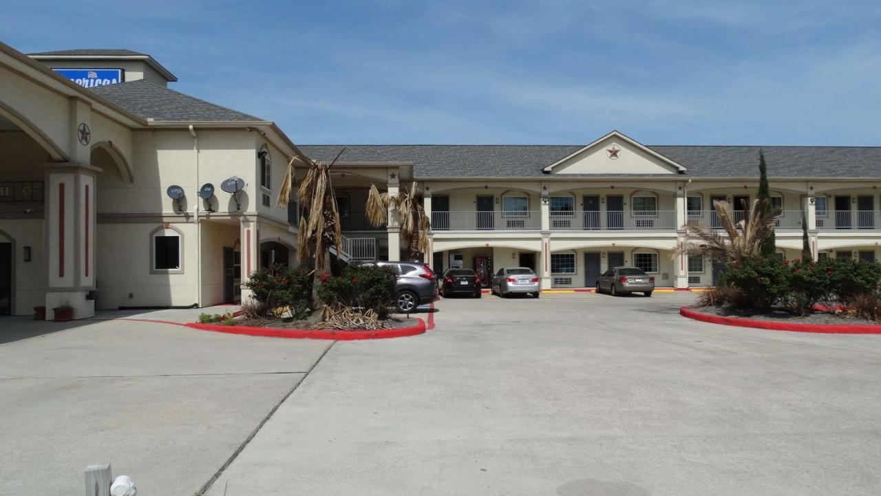 Motel 6 Houston, Tx - Willowbrook Mall Bagian luar foto
